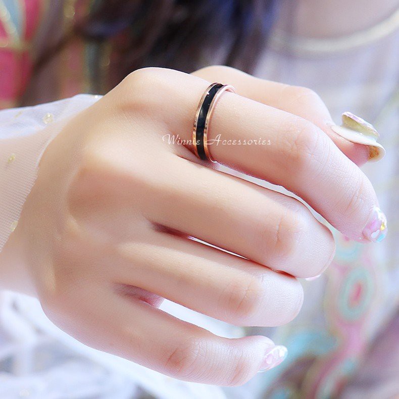 Nhẫn nữ titan black gold VH