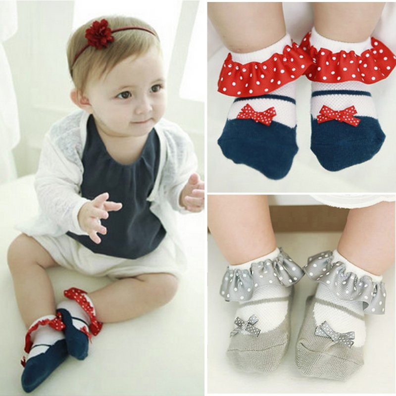 Vớ làm từ vải cotton mềm mại họa tiết chấm bi dành cho bé gái