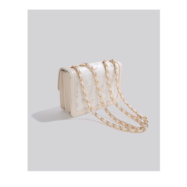 CEEKAY 260 thương hiệu nổi tiếng với thiết kế thời trang cao cấp và thịnh hành