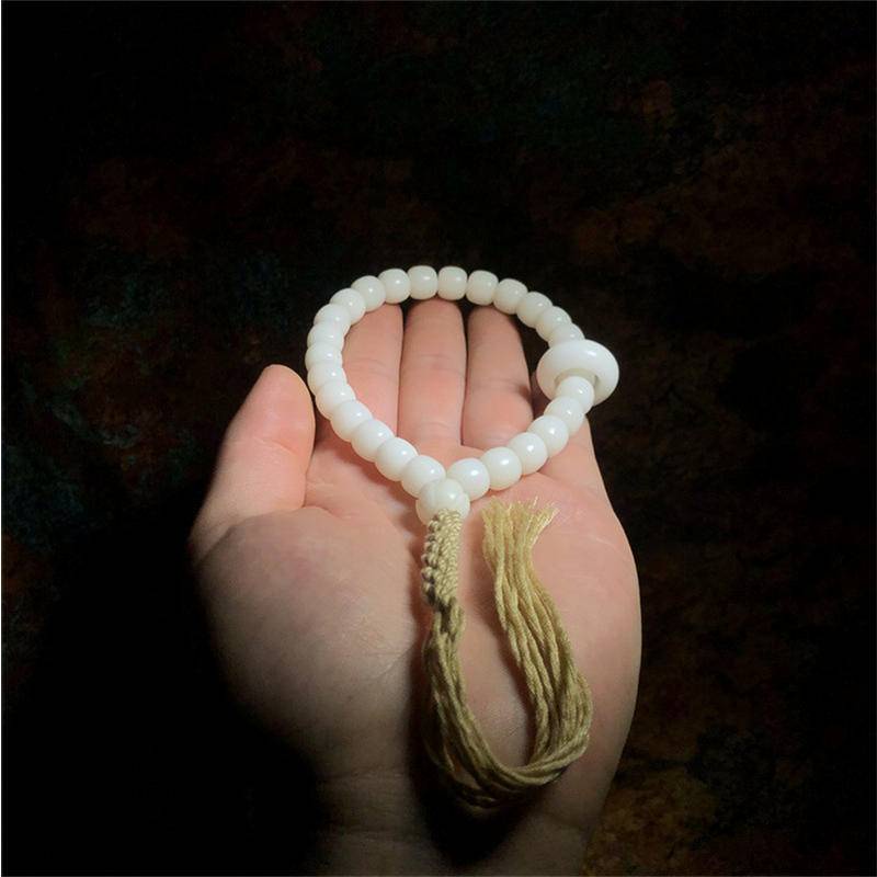 Vòng Chuỗi Hạt Bồ Đề Màu Trắng 12mm