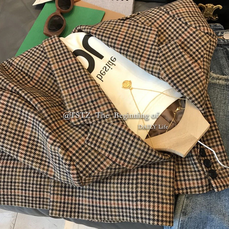 Áo khoác blazer sọc hot trend