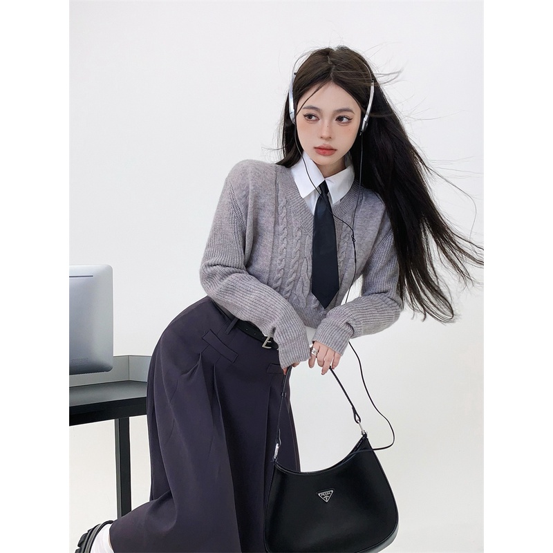 Set Áo Sơ Mi Trắng / Áo Sweater / Chân Váy Xếp Ly Dài Trung Bình Màu Xám (Đã Riêng Biệt)