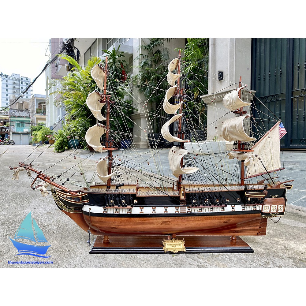Thuyền buồm mỹ nghệ USS Constitution gỗ tự nhiên dài 95cm lắp ráp sẵn, mô hình thuyền gỗ trang trí phòng làm việc
