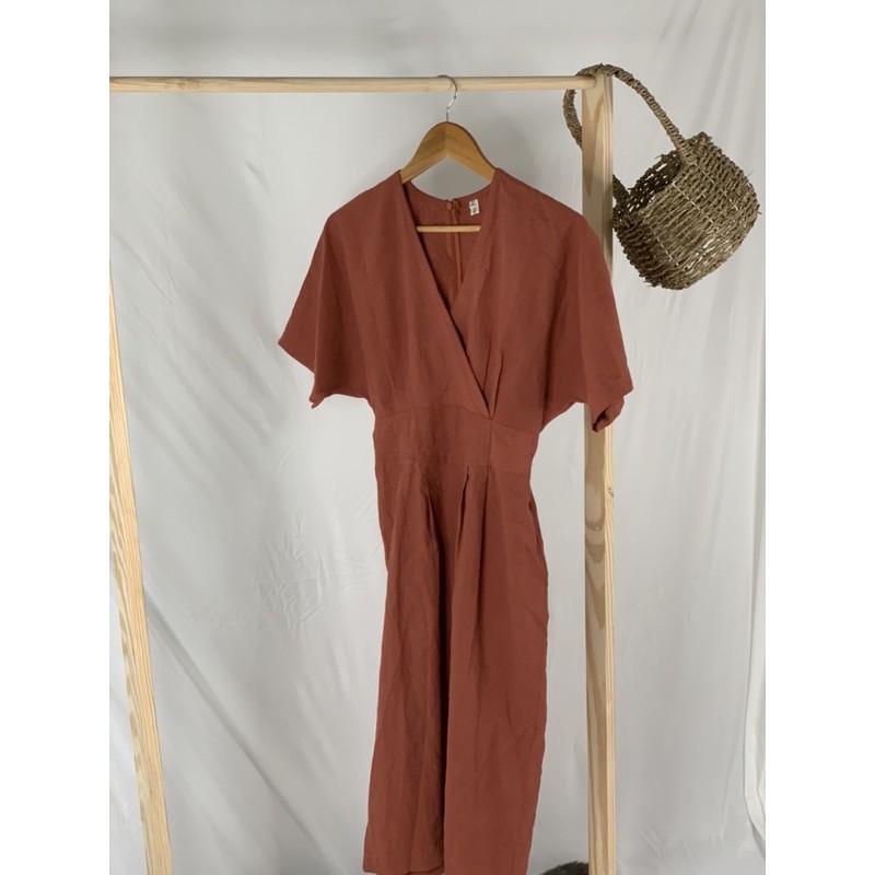 Đầm linen màu cam đất, freesize, dài 112