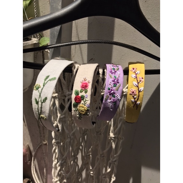 Cài thêu đủ kiểu thêu tay handmade xinh xắn có răng cưa