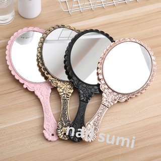Gương cầm tay công chúa