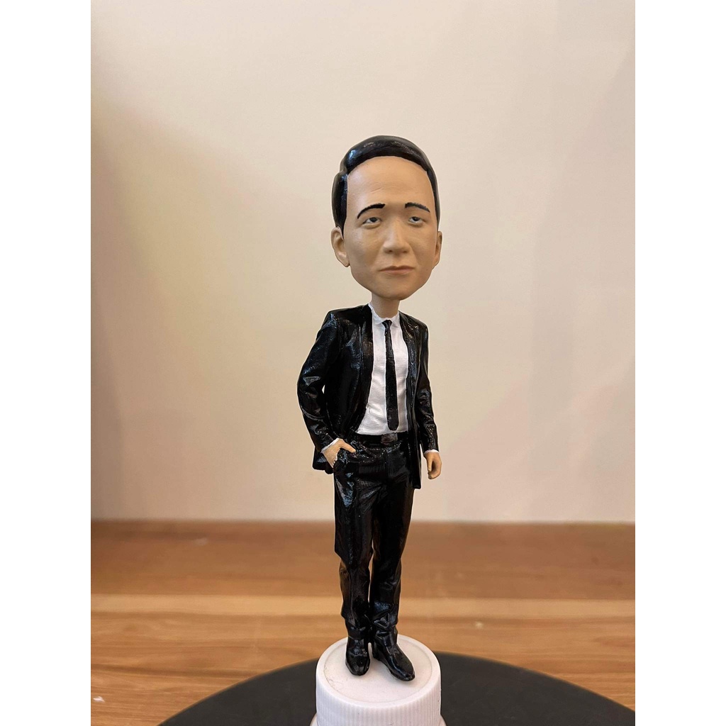 Tượng Mini Cá nhân điêu khắc chân dung theo ảnh người thật