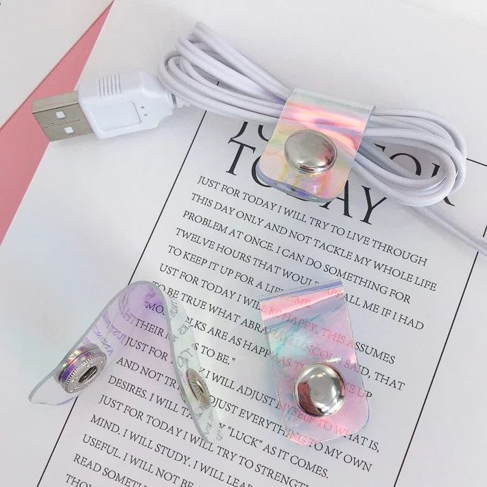 Dây Quấn Cáp Sạc/Tai Nghe Màu Laser Có Khóa Nút Hình Hoa/Trái Tim Cho Nữ
