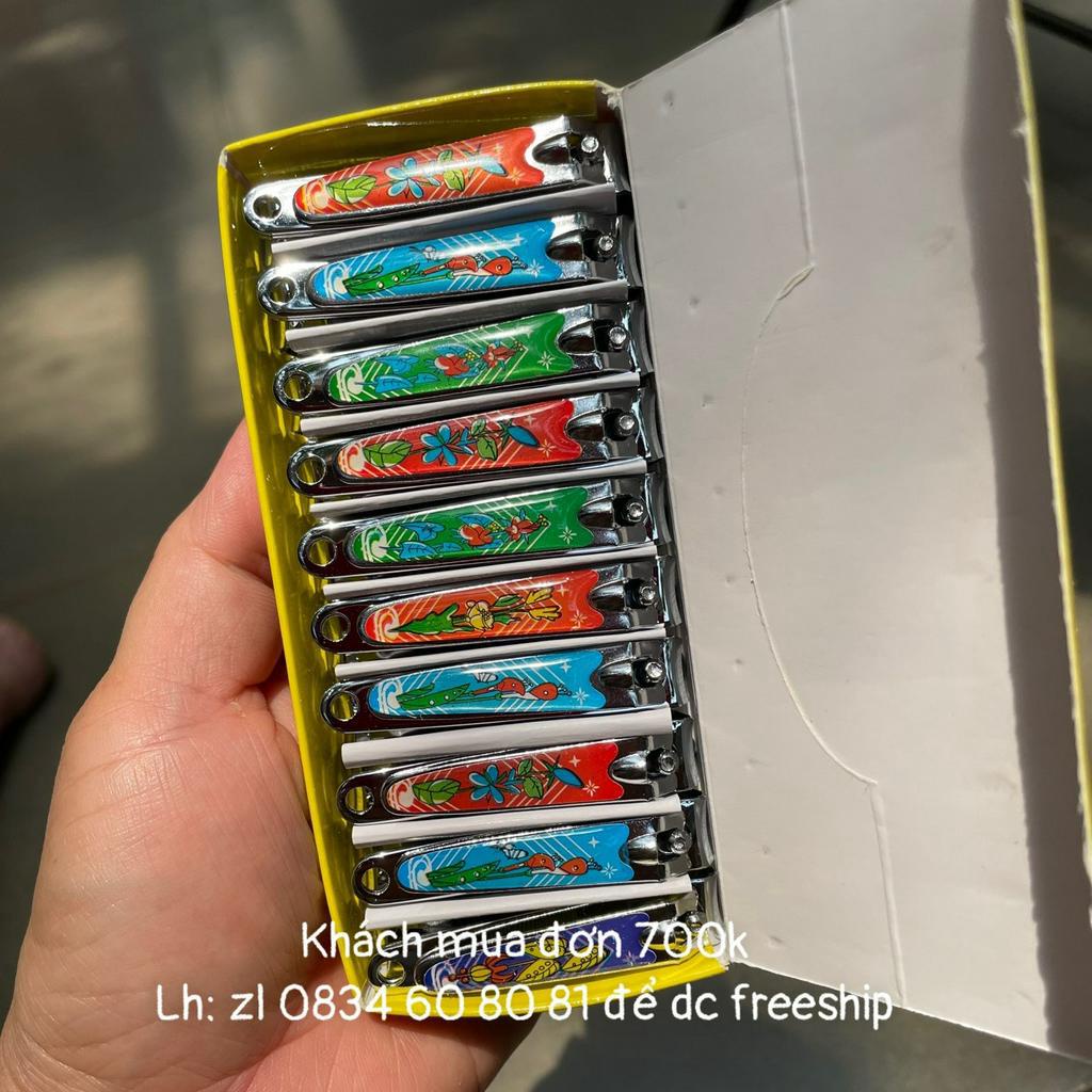 Bấm móng tay móng chân sắc bén