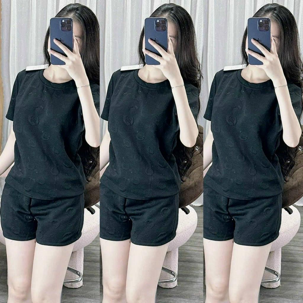 Set đồ nữ đi chơi cá tính, set bộ 2 món quần đùi lưng thun kèm áo thun form rộng cổ tròn ngắn tay chất xốp dập nổi