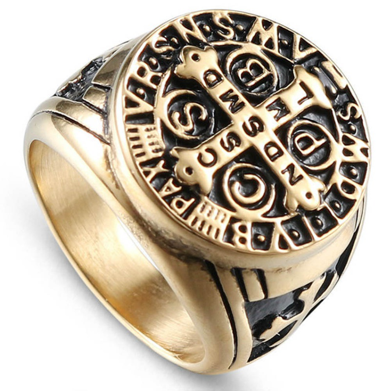 Nhẫn màu vàng đeo tay bằng thép không gỉ khắc hình thánh giá cho nam