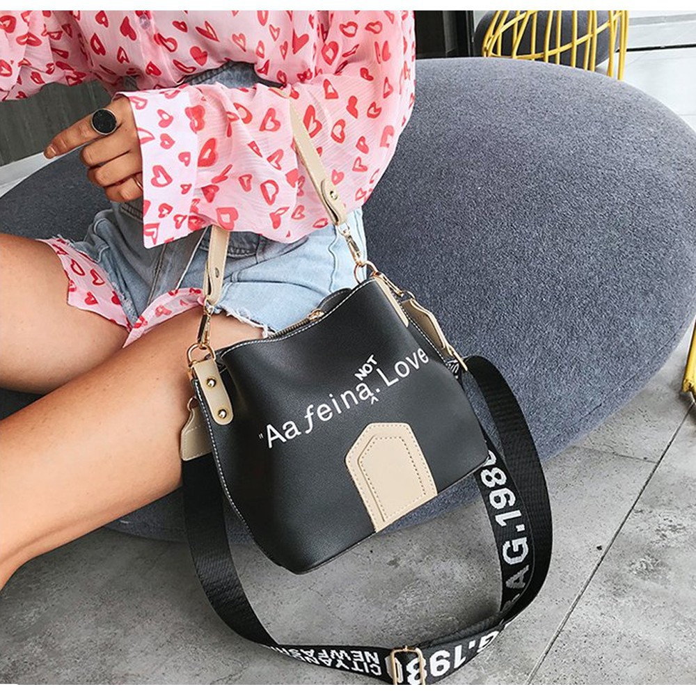 Túi Đeo Chéo Aafeina Not Love Phong Cách | BigBuy360 - bigbuy360.vn