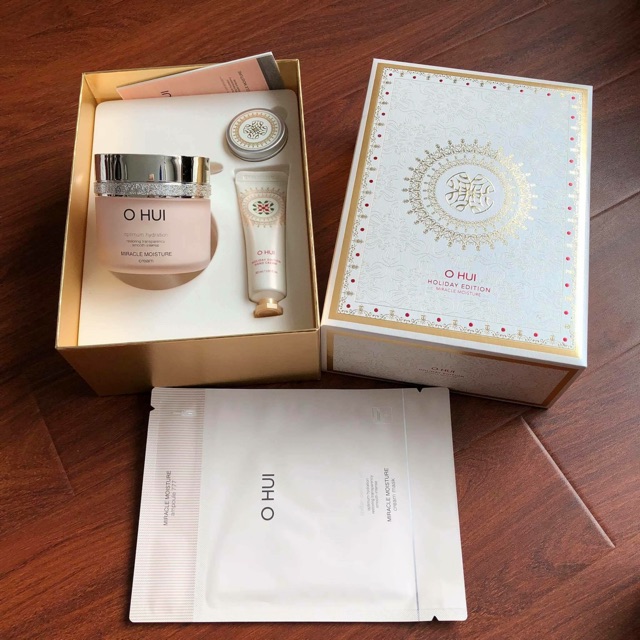 SET KEM DƯỠNG OHUI MIRACLE MOISTURE