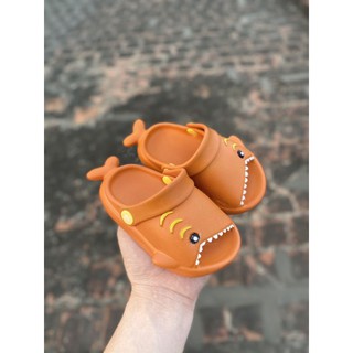 SỤC CÁ MẬP BABY SHARK CHO BÉ