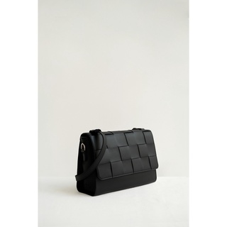 OLV - Túi Black Woven Shoulder Bag