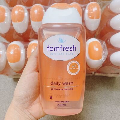 Dung Dịch Vệ Sinh Phụ Nữ Femfresh Daily Intimate Wash 250ml Anh Quốc