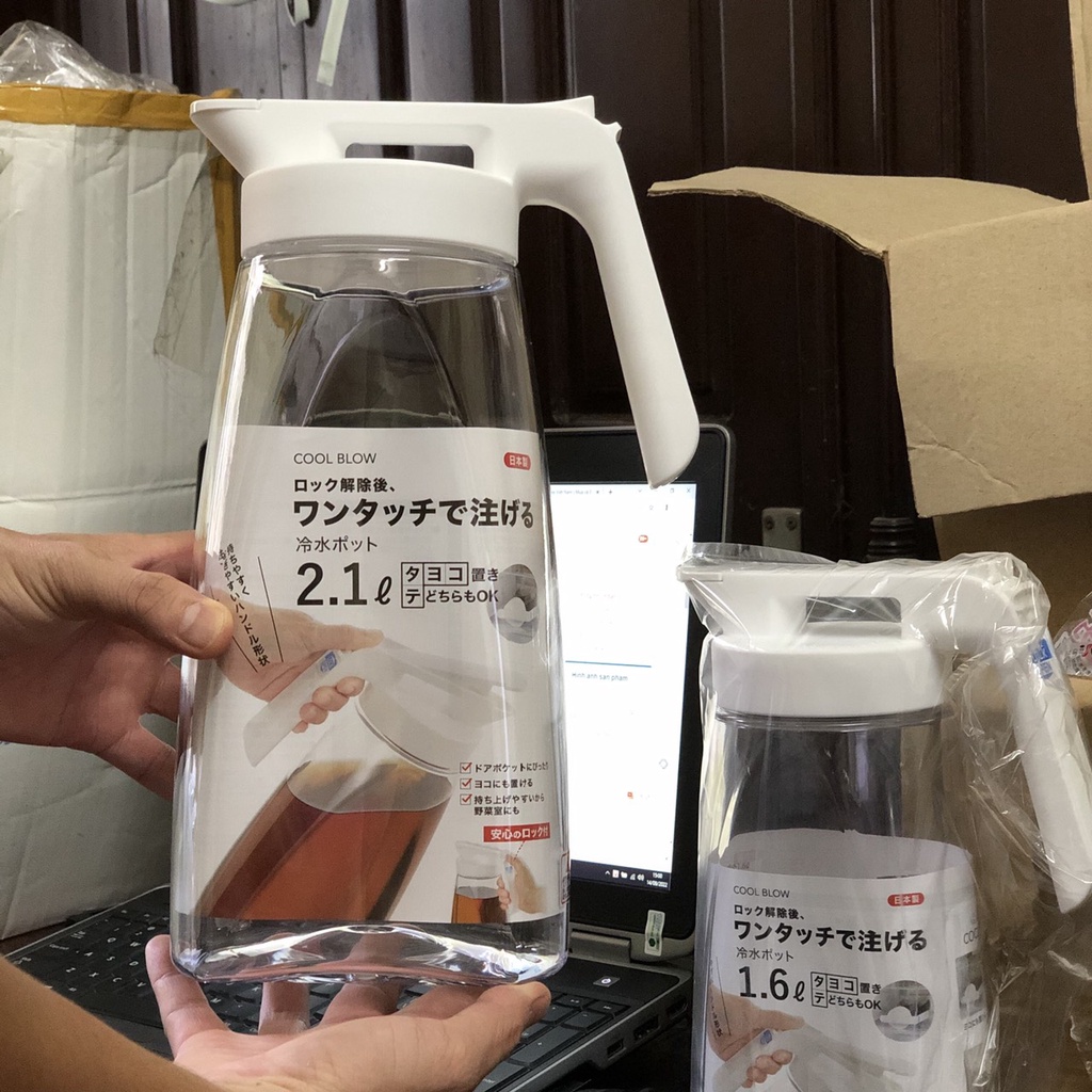 Bình đựng nước chịu nhiệt Pearl Metal Nhật Bản 2,1L-1,6L có tay cầm nhựa kháng khuẩn, Gioăng Silicone (MADE IN JAPAN)