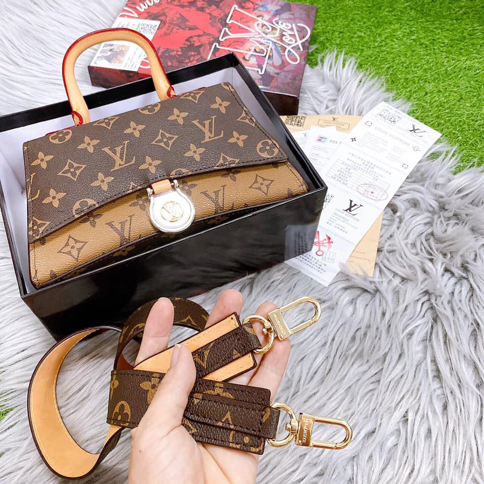 TÚI ĐEO CHÉO NỮ THỜI TRANG PTA M2 FULL BOX | BigBuy360 - bigbuy360.vn