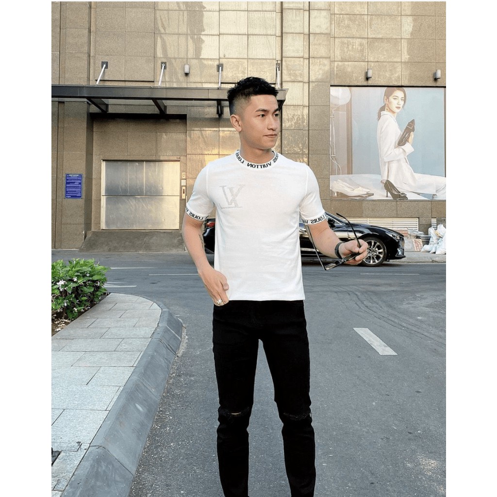 ÁO THUN NAM TÔN DÁNG FORM CHUẨN CHO AE HK