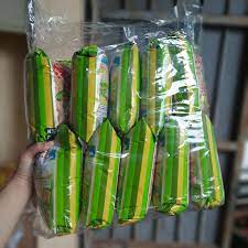 1 gói bim bim Snack Tôm Cay Vị Muối Ớt Xanh 40g