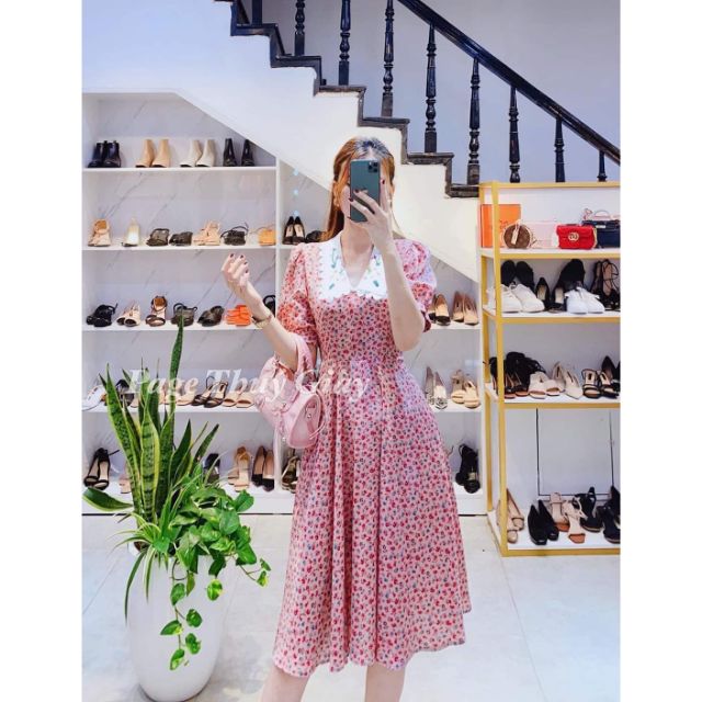 Đầm hoa phối cổ trắng thêu hoa