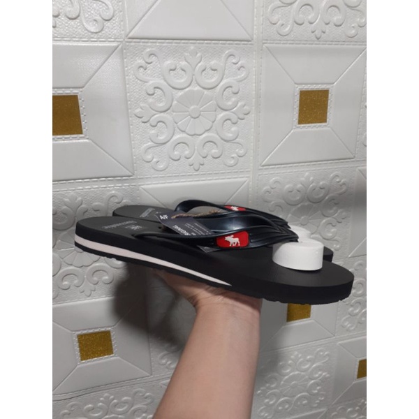 Dép kẹp tông hươu