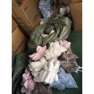 ủ chân lông cừu cho bé 135k