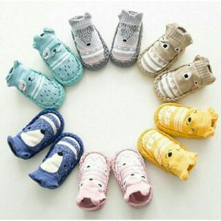 Giày tập đi 2 in 1 chống trơn cho bé