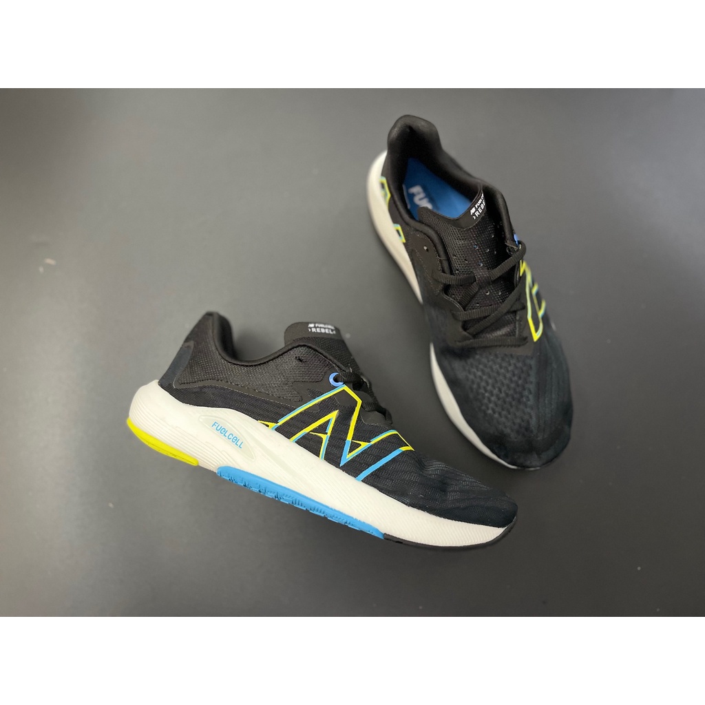 GIÀY NAM NEW BALANCE FUELCELL SIÊU NHẸ BỀN ÊM THOÁNG