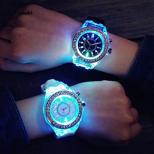 Đồng hồ thể thao nam nữ mặt tròn có đèn LED phía sau