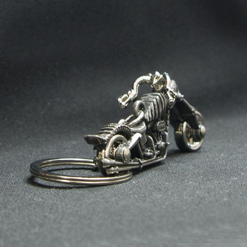 Móc Khóa Kim Loại Hình Đầu Lâu Mới