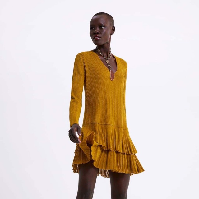 Váy nữ len sợi vàng mustard size S M MINI DRESS WITH FRILLS au.t