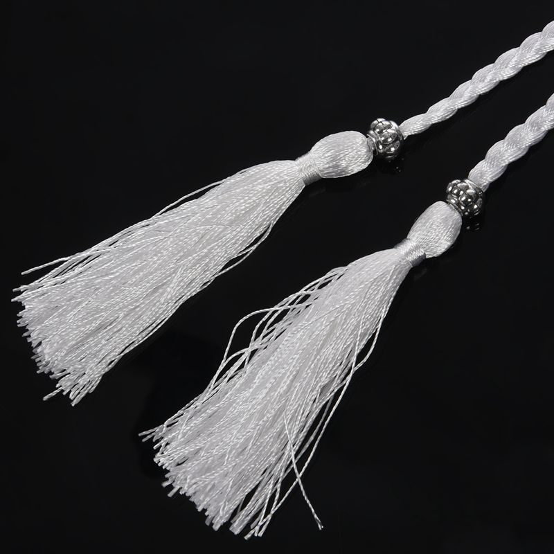 Thắt Lưng Dây Xích Màu Trắng Phối Tua Rua Thời Trang