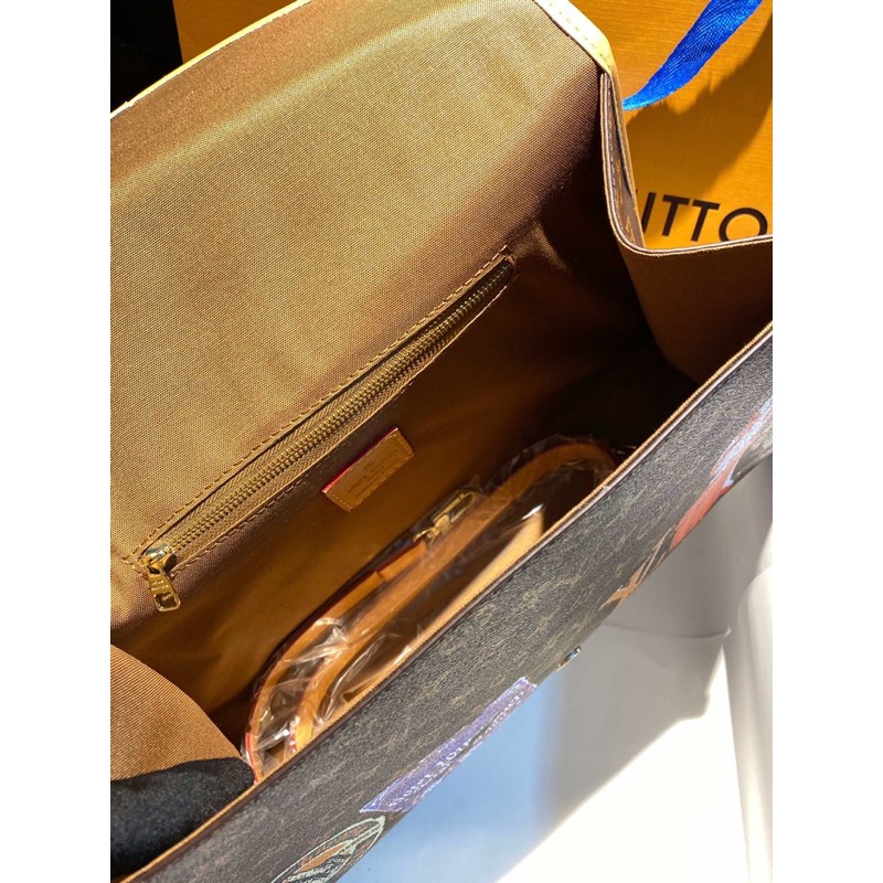 Túi xách thời trang kèm dây đeo với họa tiết garaffiti da thật cao cấp Louis Vuitton LV Bel air