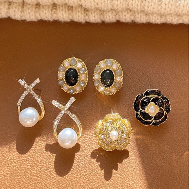 Đôi Khuyên Tai Ngọc Trai Thời Trang Hàn Quốc Năm 2023 Dành Cho Nữ