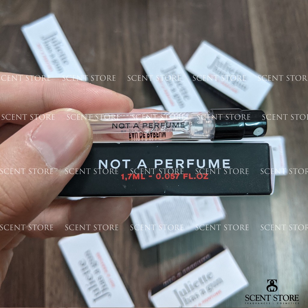 Scentstorevn - Vial chính hãng nước hoa Juliette Lipstick Fever, Not a Perfume [1.7ml]
