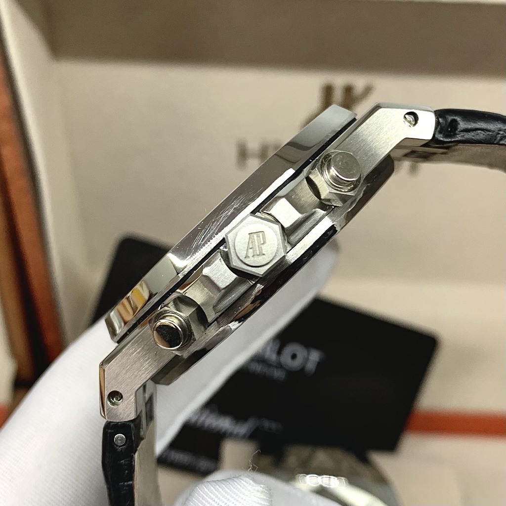 Đồng hồ Nam cao cấp Audemars Piguet Royal Oak Chronograph