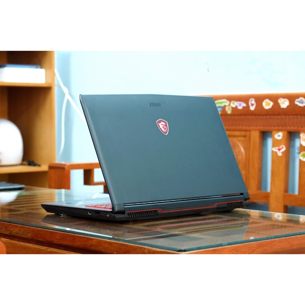 Máy tinh Gaming MSI GV72-7RD (Core I7-7700HQ 8CPU, DDR4 16GB, SSD 128GB + HDD 1TB, GTX 1050 4GB) FullBox, BH hãng | BigBuy360 - bigbuy360.vn