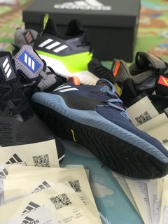 Giày thể thao alphabounce beyond 2m
