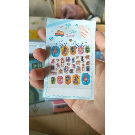 Hình dán móng tay bé gái bé trai