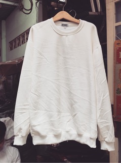 Áo SWEATER TRẮNG TRƠN BASIC