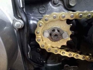 Nhông sên dĩa axelo 125 10li