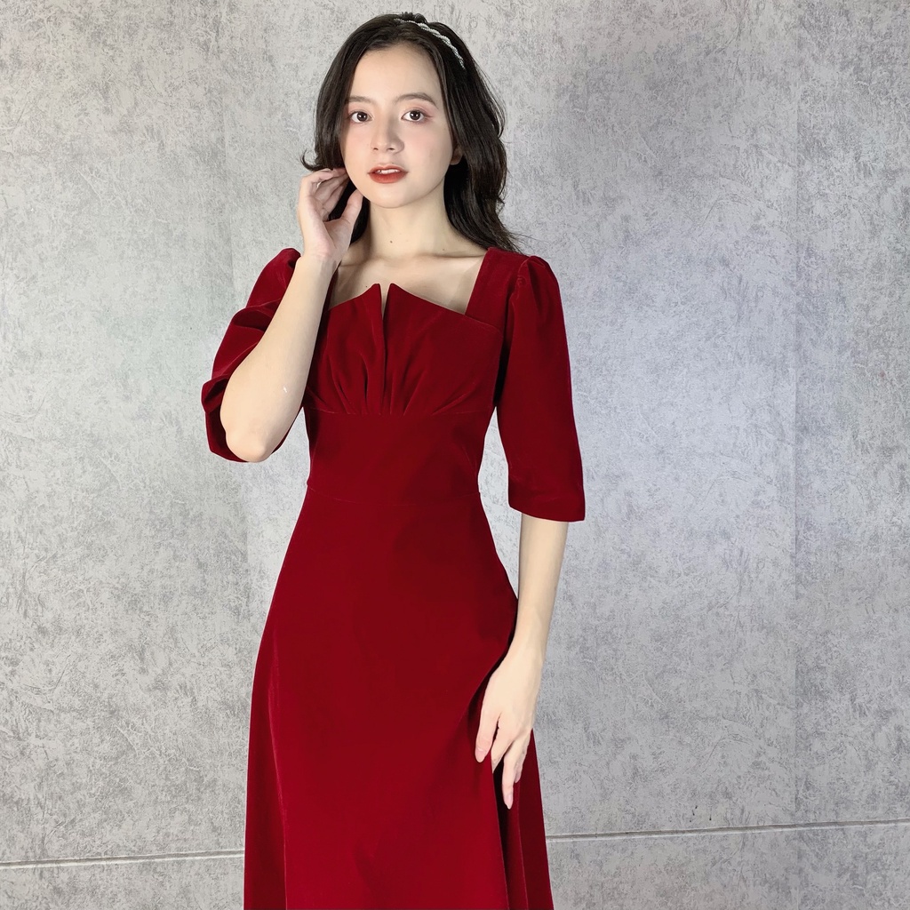 Váy nhung đỏ tiểu thư xếp ngực