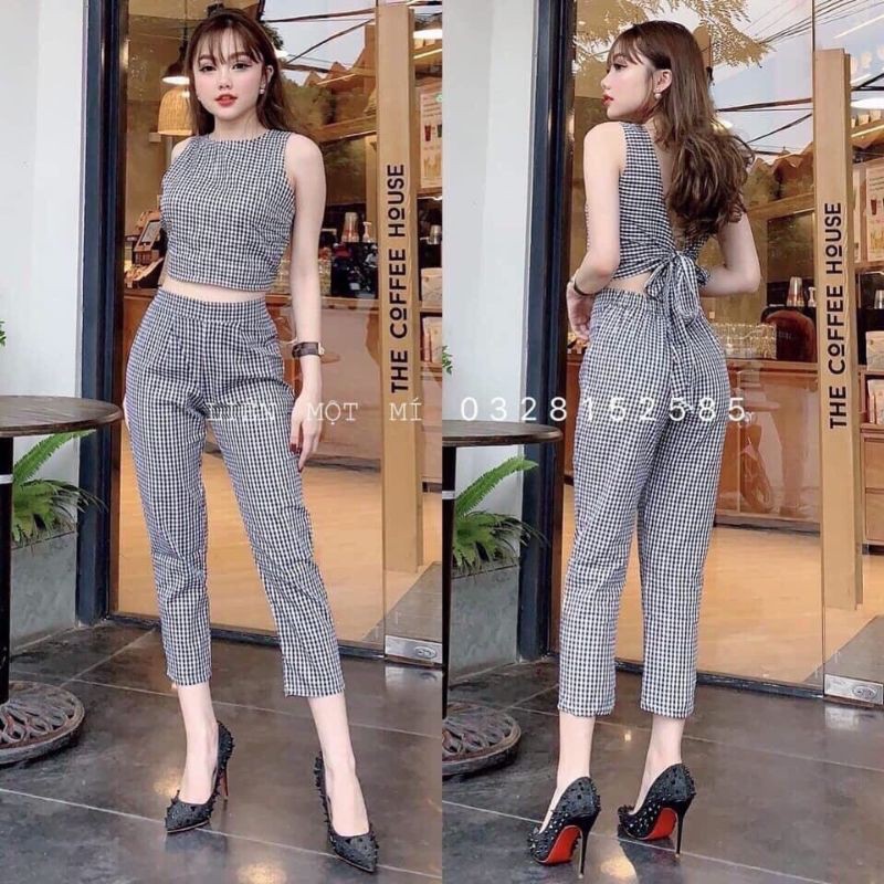 Set bộ áo sát nách buộc nơ lưng và quần họa tiết kẻ caro