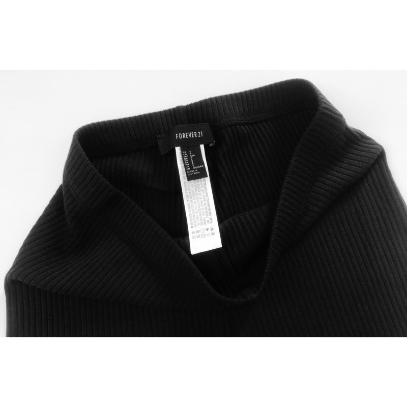 Quần đùi biker F21 dáng ôm