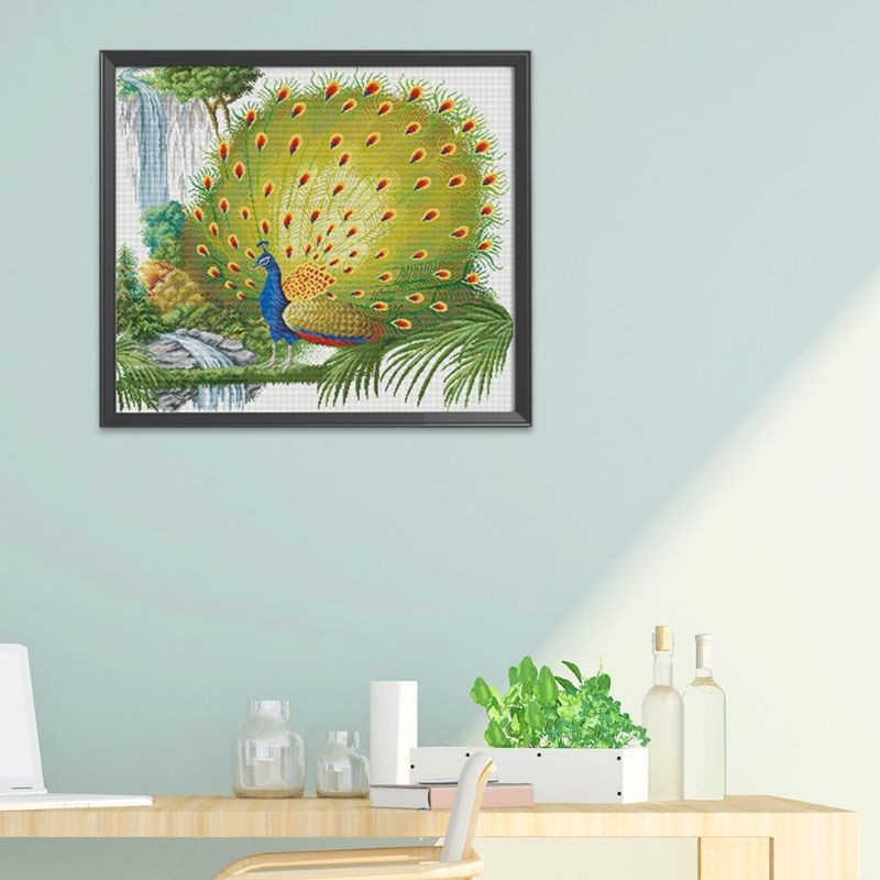 Tranh thêu chữ thập chim công chưa thêu kt 86*76cm