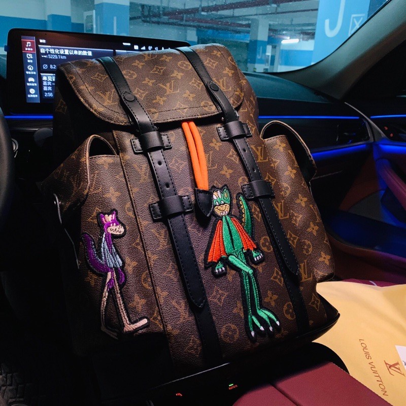 Balo thời trang đeo vai da cao cấp thêu hoạ tiết dáng to khoá dây rút louis vuitton LV