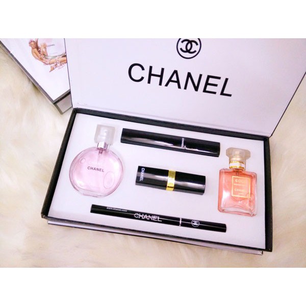 Bộ quà tặng mỹ phẩm Chanel 5 món