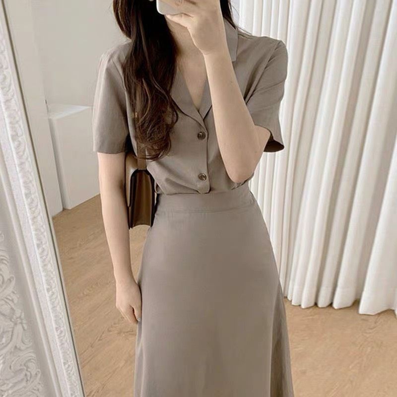 Cô nàng Vintage bộ váy đũi trơn MB 16 | BigBuy360 - bigbuy360.vn