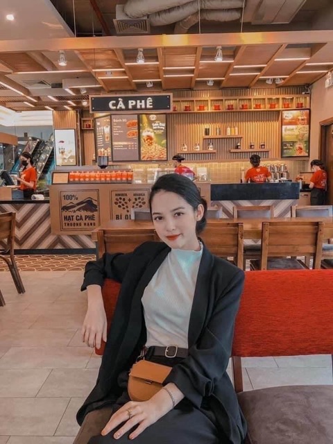 Áo vest BERSHKA new tag form cực đẹp